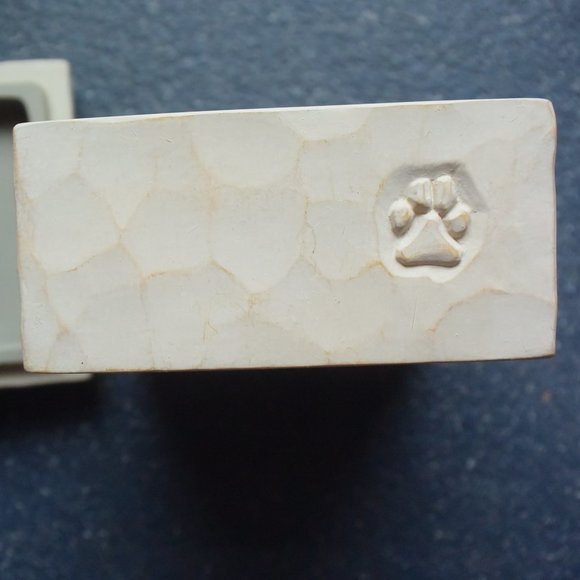 Willow Tree "Hug" Keepsake Box Child & Dog - Picture 7 of 10